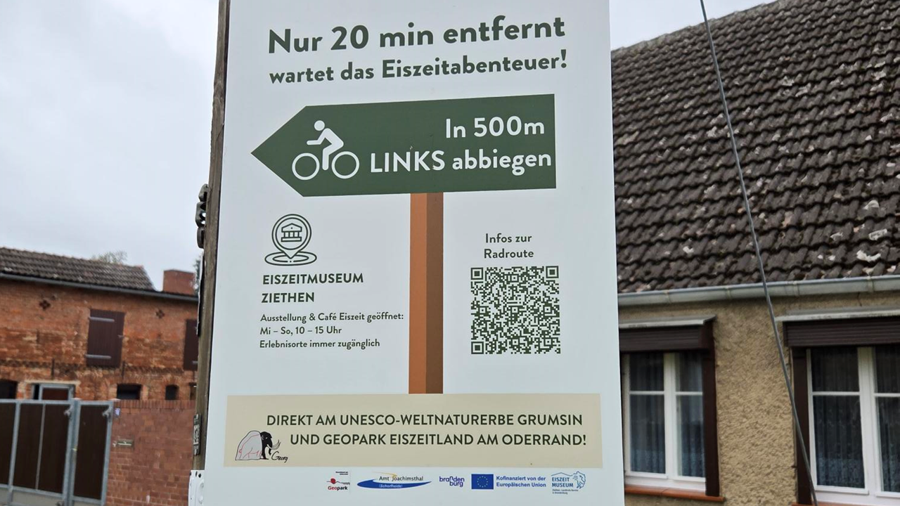 Schild zur Besucherlenkung