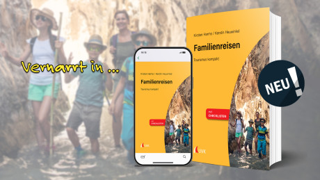 Buchcover Foto von einer Familie beim Wandern