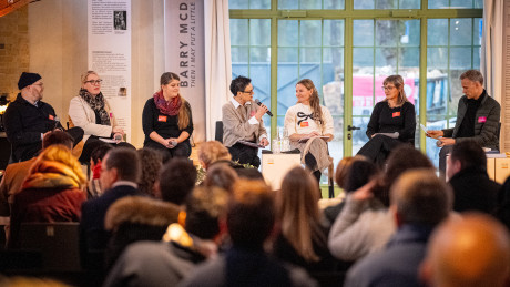 Foto vom Plenum Abschlussdiskussion - Kulturkonferenz