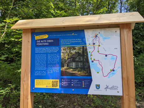 Hinweistafel Willibald-Alexis-Wanderweg