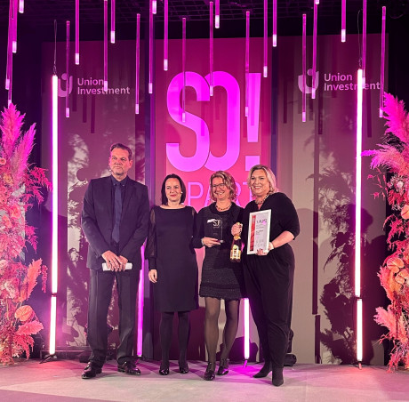 Gewinnerin Isabel Haufe auf der Bühne