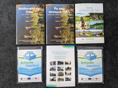 Mehrsprachige touristische Broschüren der Region Schlaube Oderland
