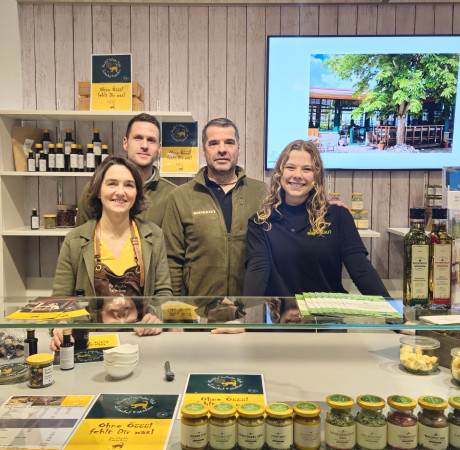 Familie Berdychowski von Rhinkraut und Anke Stramer von der Ölmühle Katerbow