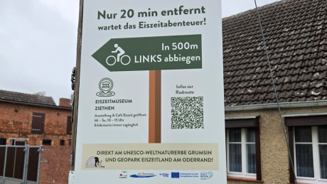 Schild zur Besucherlenkung