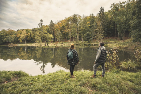 Foto von Wanderern am Teufelssee in Bad Freienwalde