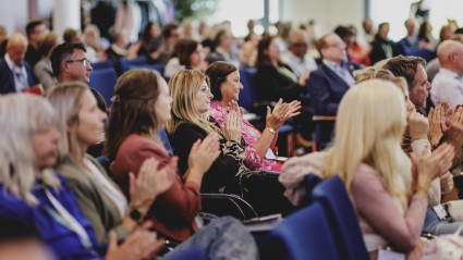 klatschendes Publikum