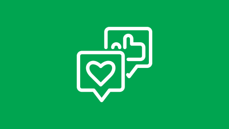 eingerahmtes Herz für Socia Media auf grünem Grund