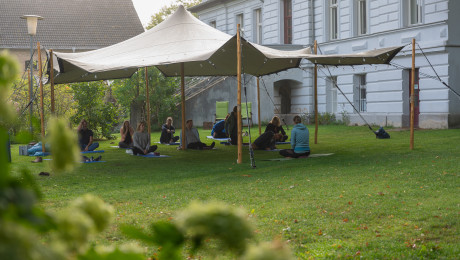 Foto eines Yoga-Kurses