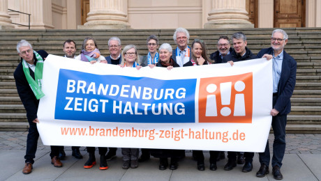 Erstunterzeichner zeigen Haltung.