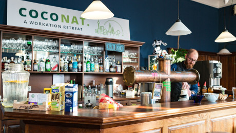 Bar beim Co-Working Anbieter Coconat im Fläming