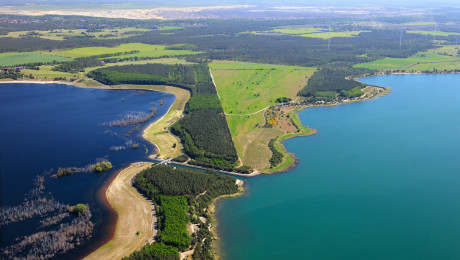 Luftbildaufnahme Sedlitzer und Partwitzer See im Lausitzer Seenland