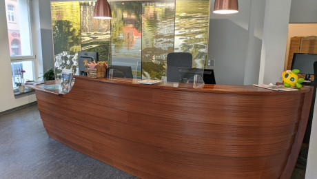 Counter in Bootsform in der Touristinformation in Lychen